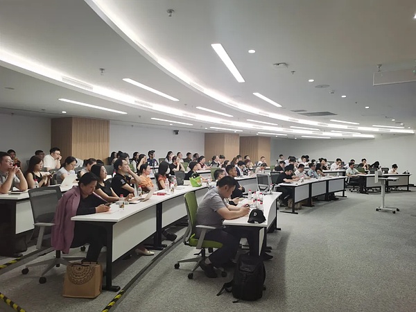 加密市场或重演2019年牛市前兆？资深交易员独家解读