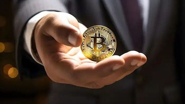 BLUR一周暴涨74%：聪明钱正在等待进场时机？