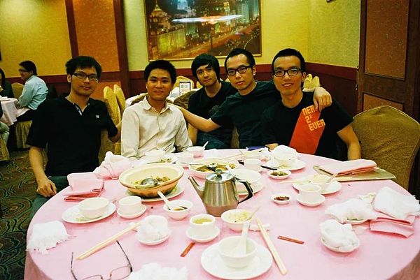 Blast网络TVL破4亿美元：中心化争议下的繁荣与隐忧