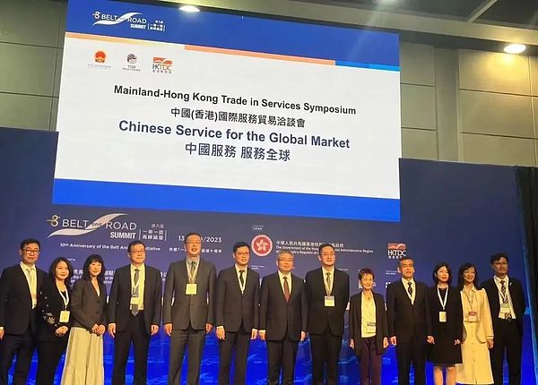 当科技巨头开始神仙打架：谷歌Gemini能否撼动GPT-4的江湖地位？